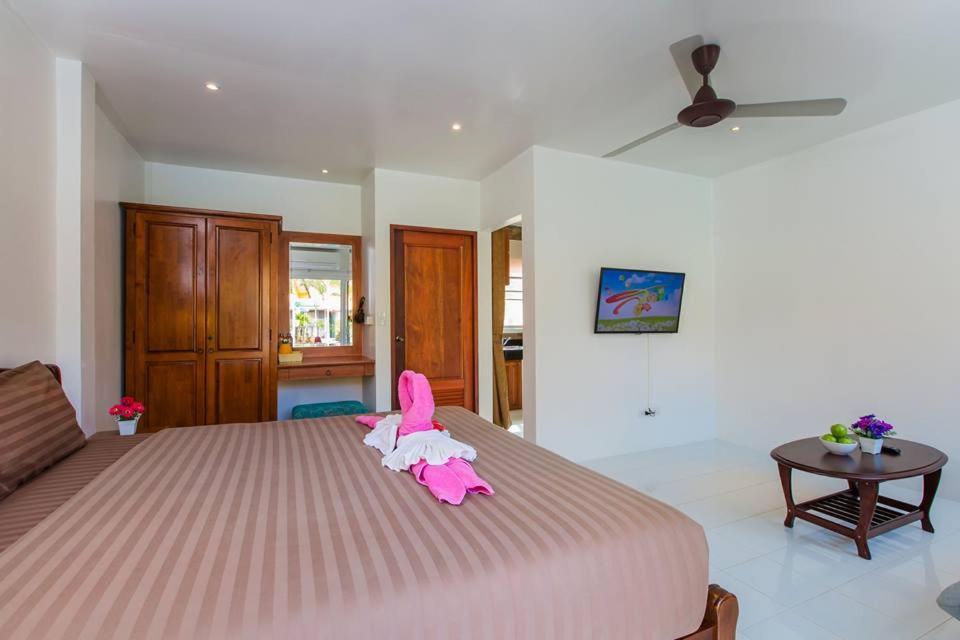 Lemon Tree Naturist Resort Naiharn Beach Phuket Bagian luar foto