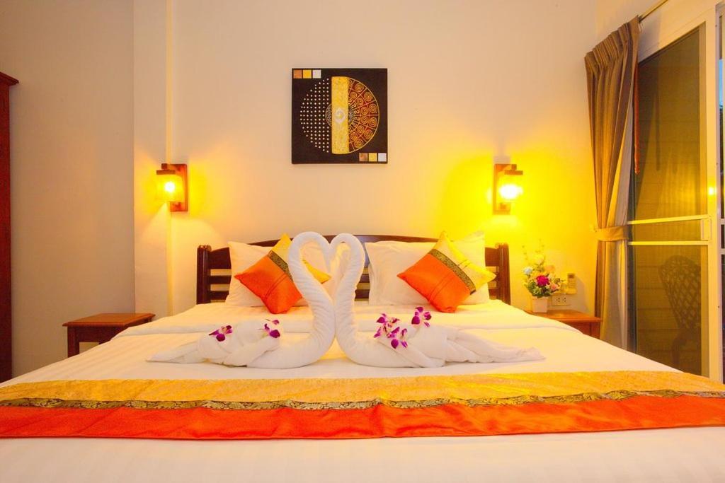 Lemon Tree Naturist Resort Naiharn Beach Phuket Bagian luar foto