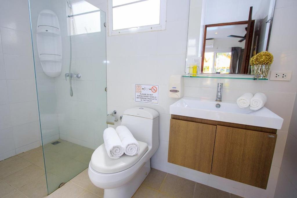 Lemon Tree Naturist Resort Naiharn Beach Phuket Bagian luar foto