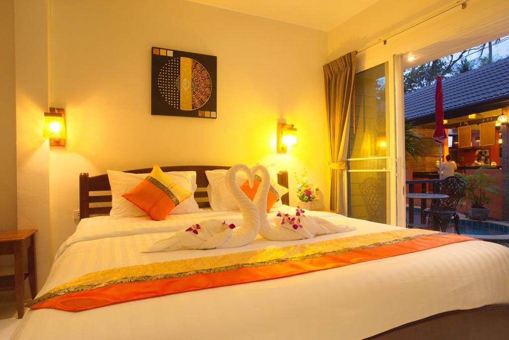 Lemon Tree Naturist Resort Naiharn Beach Phuket Bagian luar foto