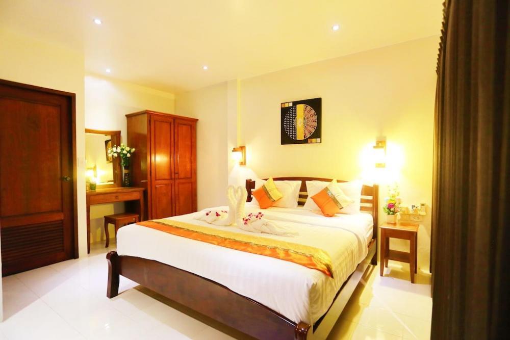 Lemon Tree Naturist Resort Naiharn Beach Phuket Bagian luar foto