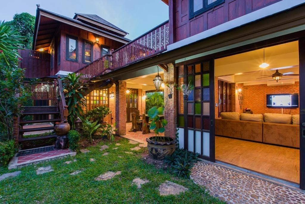 Lemon Tree Naturist Resort Naiharn Beach Phuket Bagian luar foto