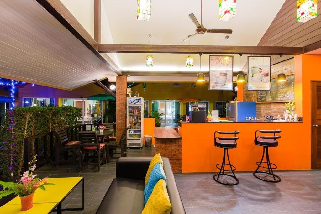 Lemon Tree Naturist Resort Naiharn Beach Phuket Bagian luar foto