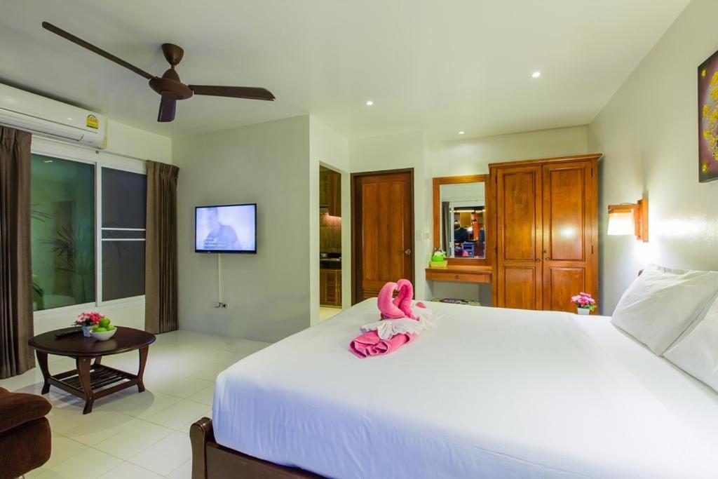 Lemon Tree Naturist Resort Naiharn Beach Phuket Bagian luar foto