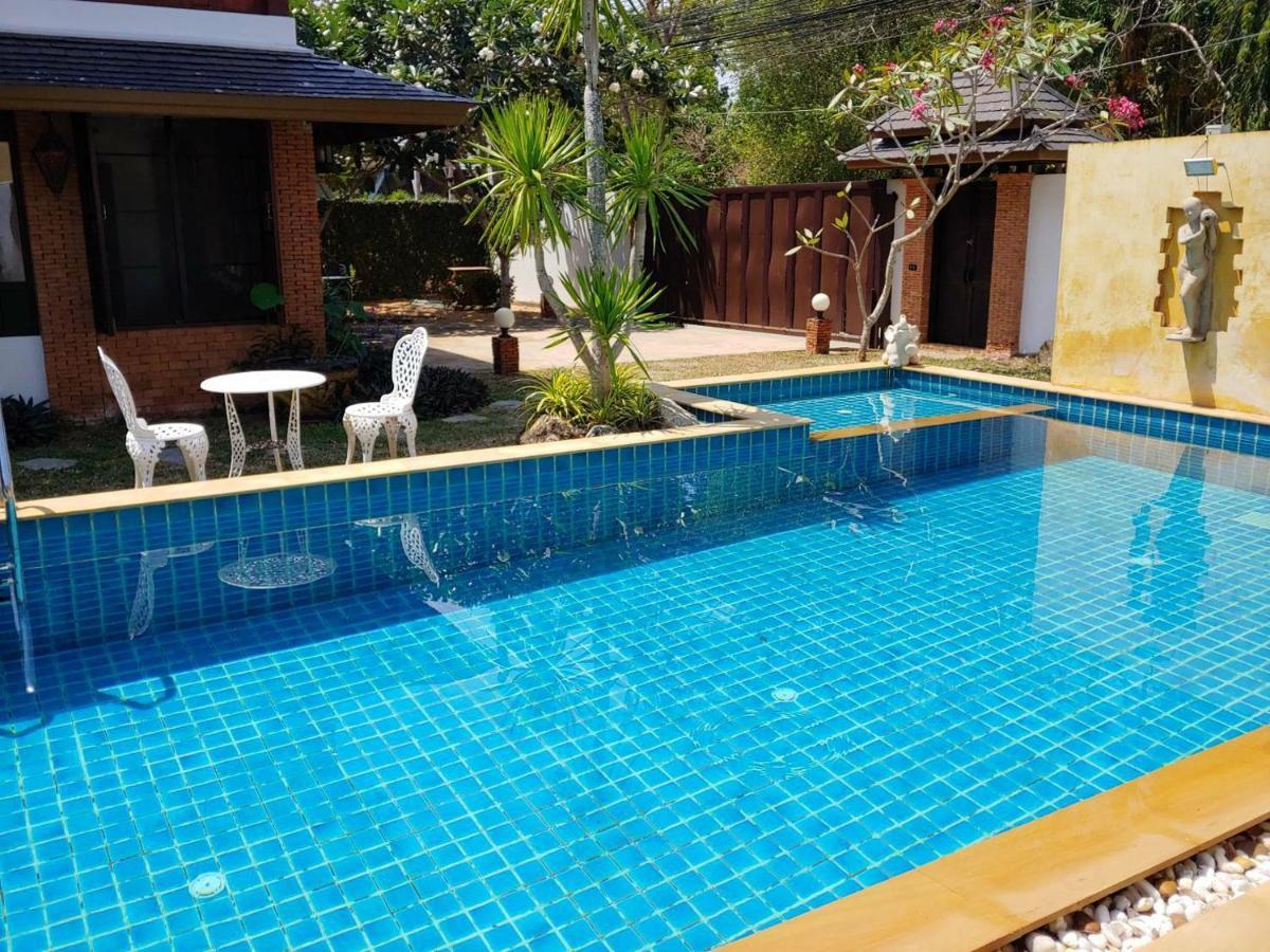 Lemon Tree Naturist Resort Naiharn Beach Phuket Bagian luar foto